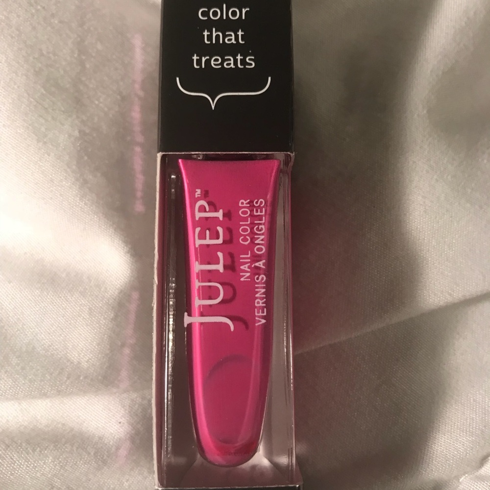 Julep full size new Mallory classic with twist